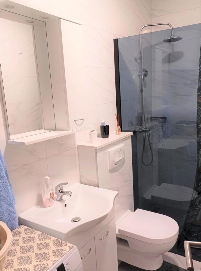 Apartment Neva Split With Free Private Parking Space Экстерьер фото